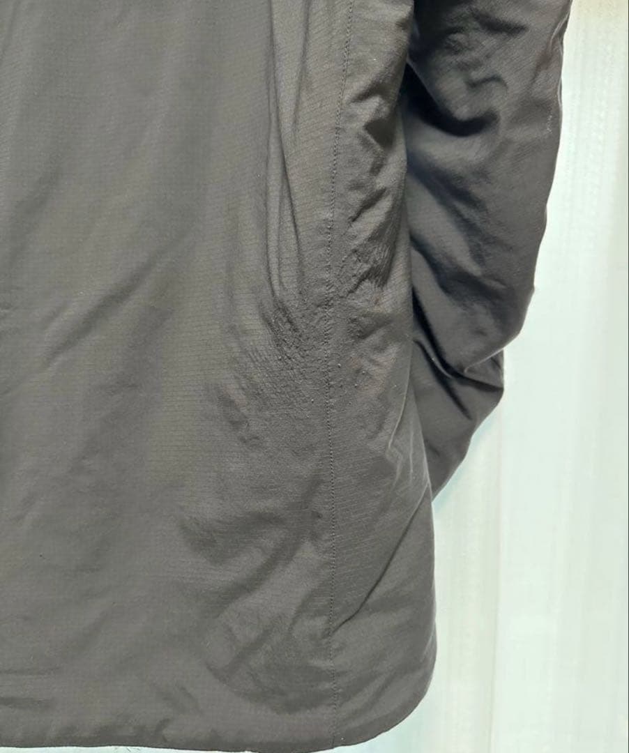 激レア廃盤モデルアークテリクス アトムAR フーディーAtom AR hoody