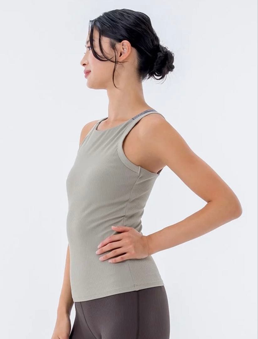 新品タグ付き【SUKALA】タンクトップ