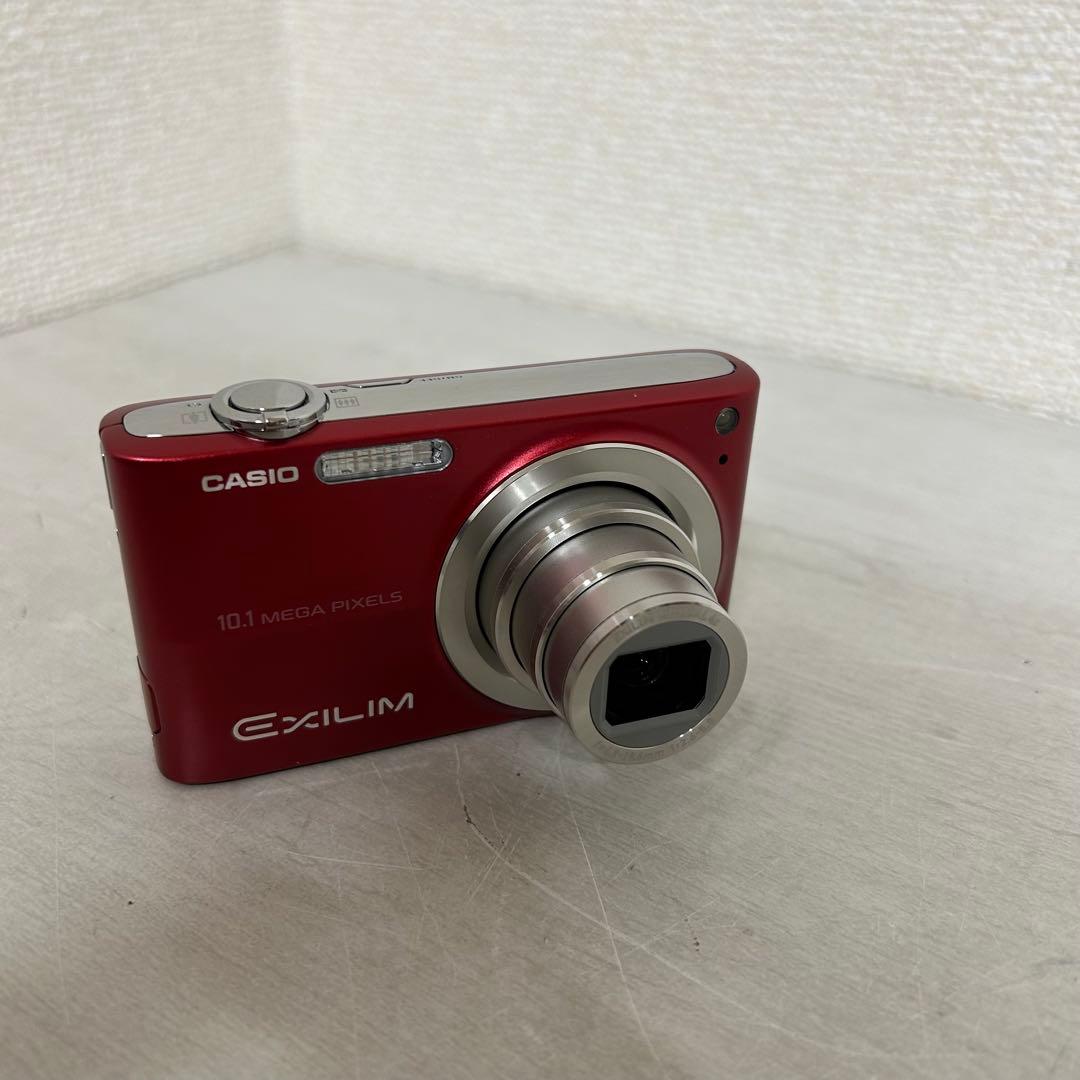 CASIO EXILIM デジカメ　デジタルカメラ　10.1メガピクセル レッド