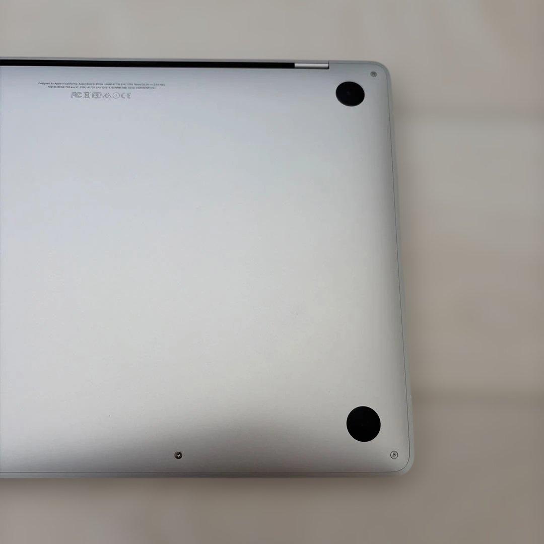 【ほぼ未使用】MacBookPro 13インチ 2017 （充放電17回）