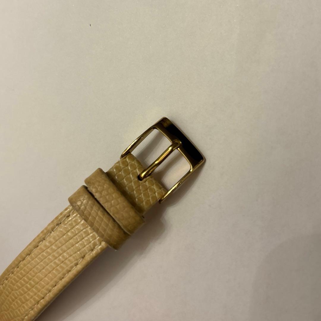 カルティエ　タンク　縦ローマ