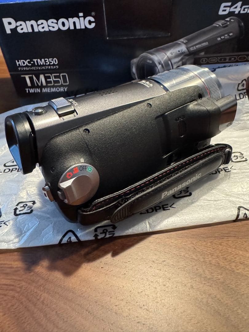 Panasonic HDC-TM350 64GB ビデオカメラ