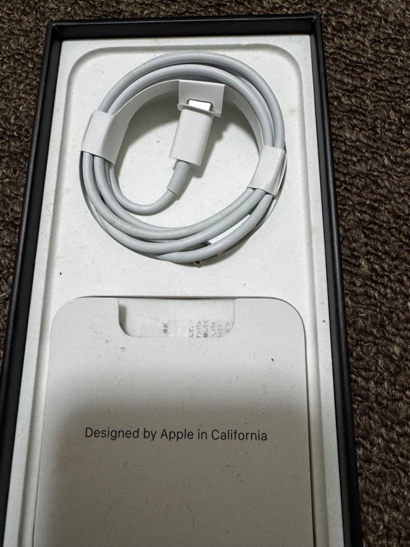 iPhone13pro silver 128gb ケンゾーケース付き