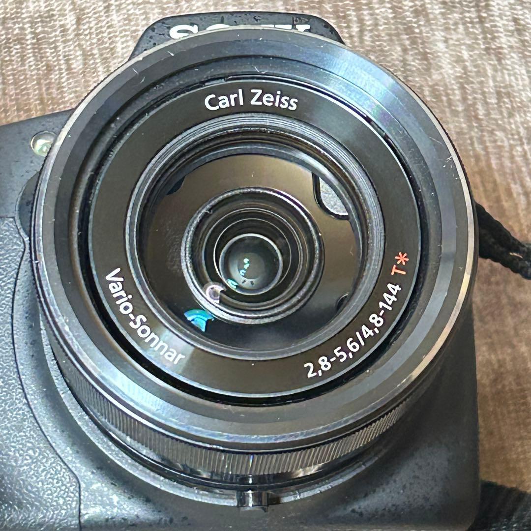 稼働品　SONY Cyber-shot DSC-HX100V コンデジ　付属品付