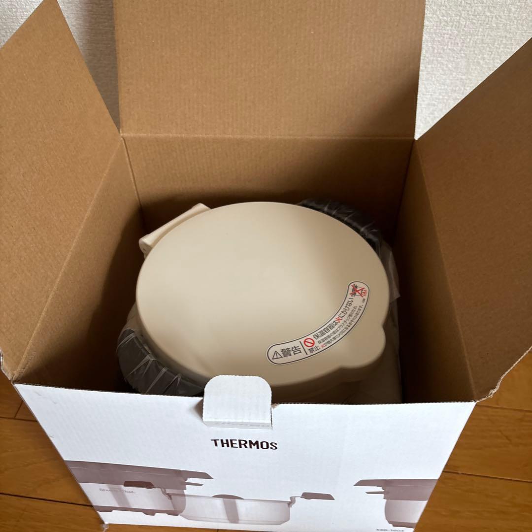 サーモスのシャトルシェフ