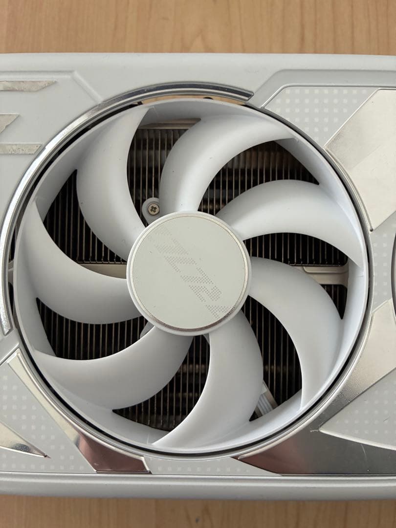 RTX 4090 ヒートシンク　ファン　バックプレート　LED ケーブル