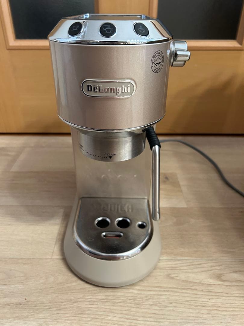 デロンギ デディカ アルテ EC885J-BG　ベージュ