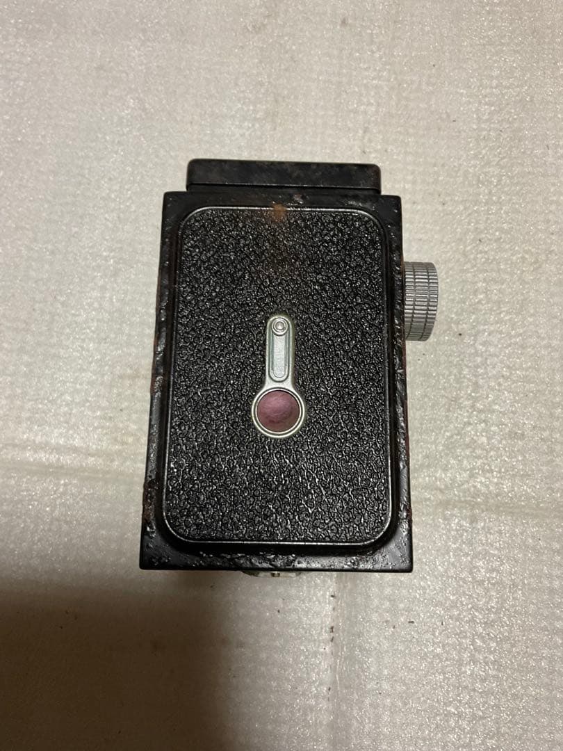 RICOH・FLEX／MODEL Ⅵ。【カバー他、レンズ付き　年代物】。