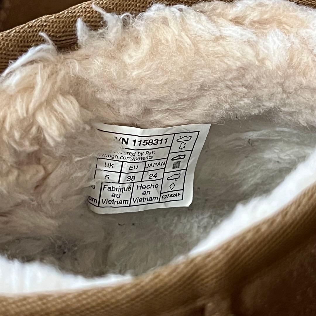 UGG アグ ムートンブーツ クラシック ウルトラ ミニ ニュー ハイツ 24