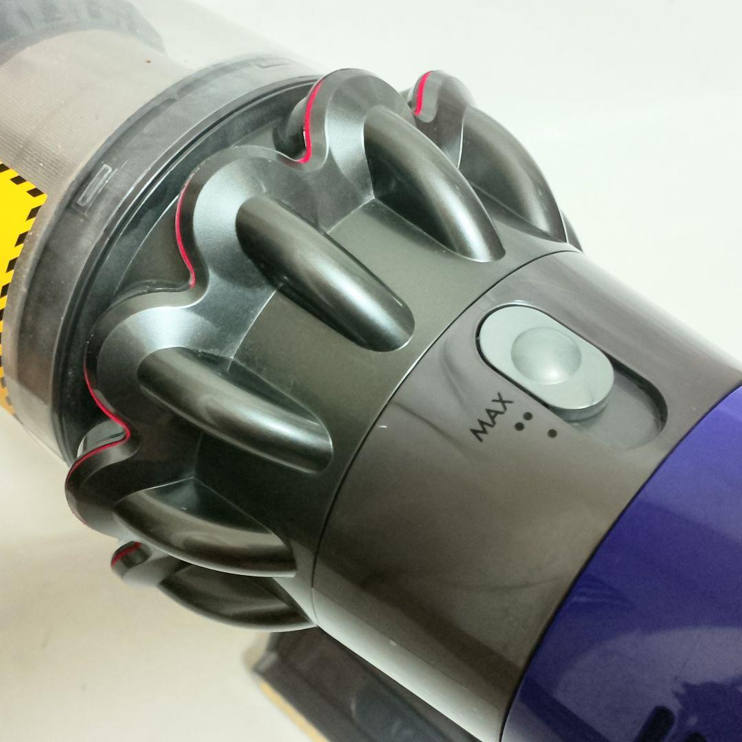 Dyson　Cyclone V10 fluffy　サイクロン掃除機　スタンド付き