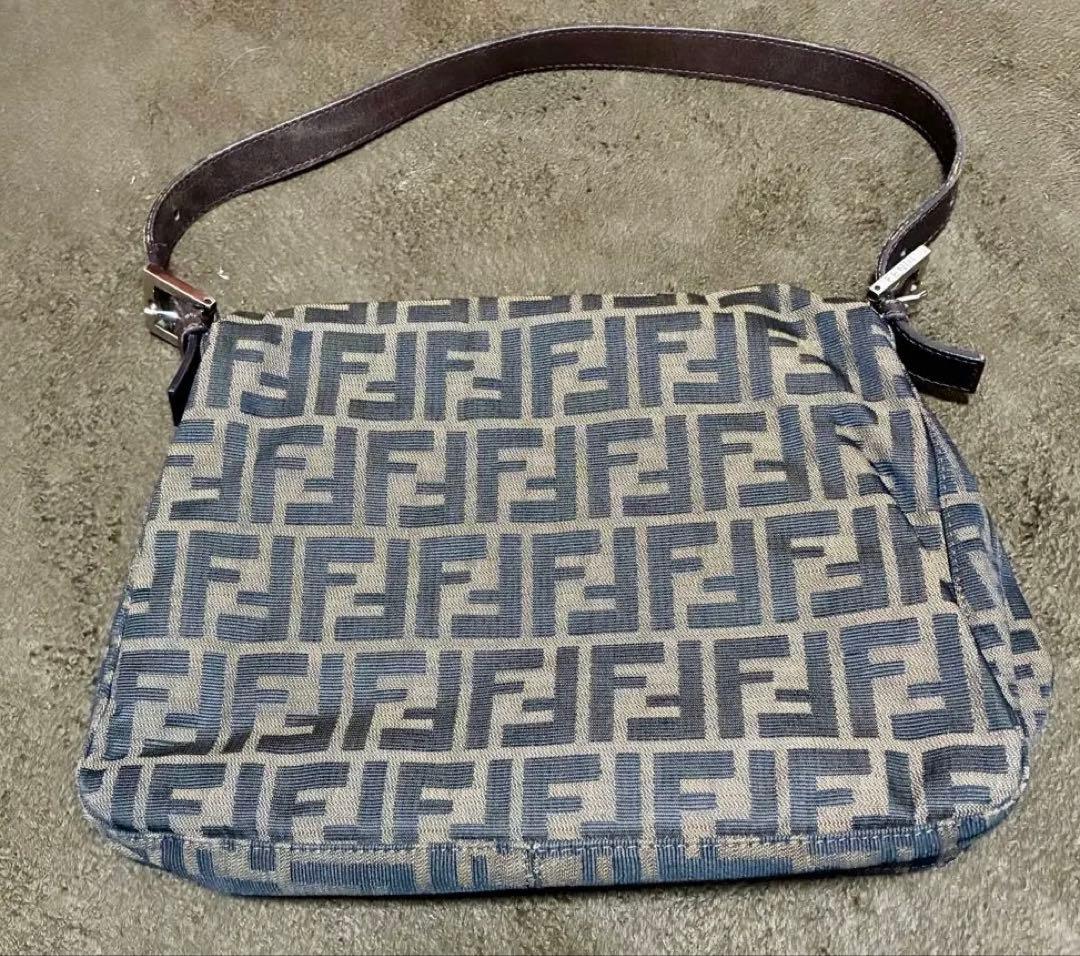 FENDI FFロゴパターン ハンドバッグ
