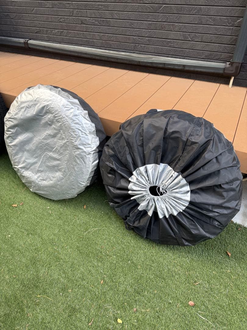 200系ハイエース用 国産 2024年製 スタッドレスタイヤ+SEIN SS