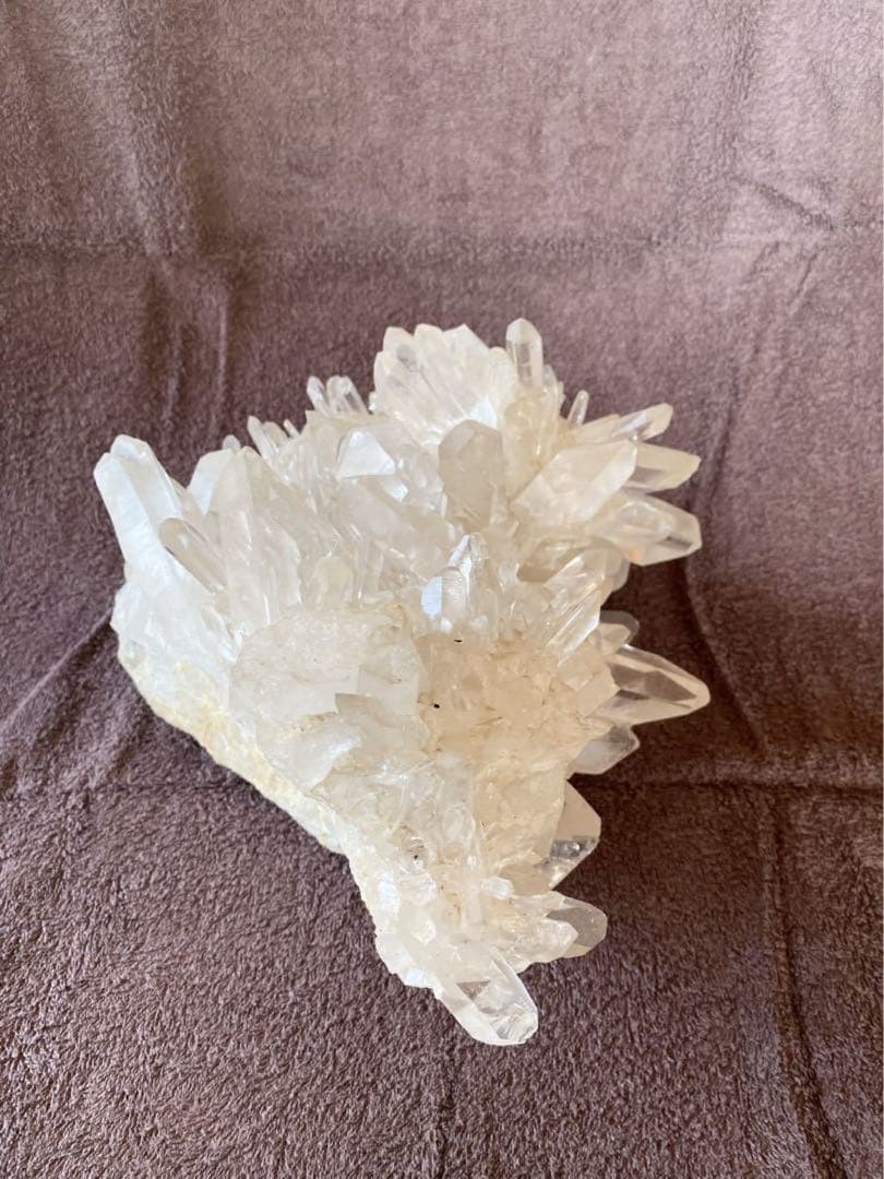 重量11.5kgブラジル産特大水晶クラスター