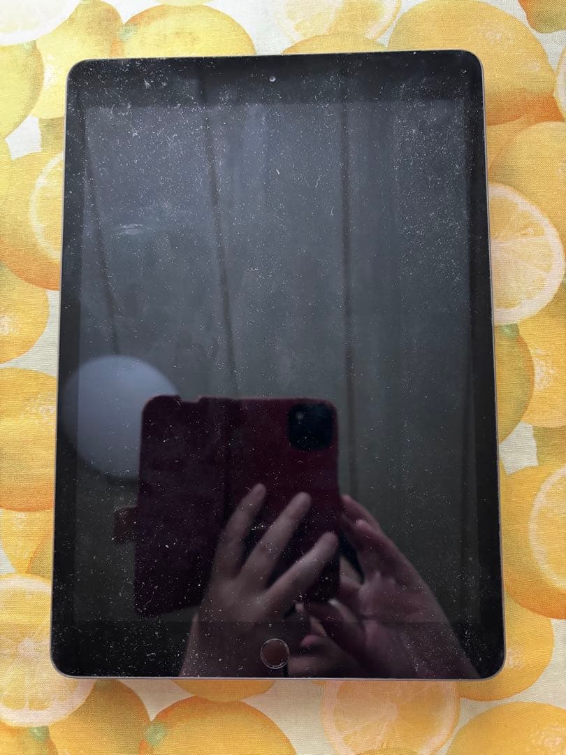 Apple iPad 第7世代 32GB スペースグレー カバー、充電器つき