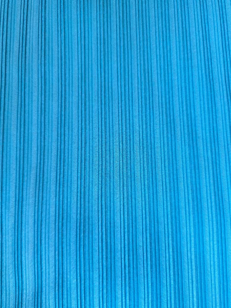 美品プリーツプリーズイッセイミヤケ プリーツスヌード オーチューブ マフラー