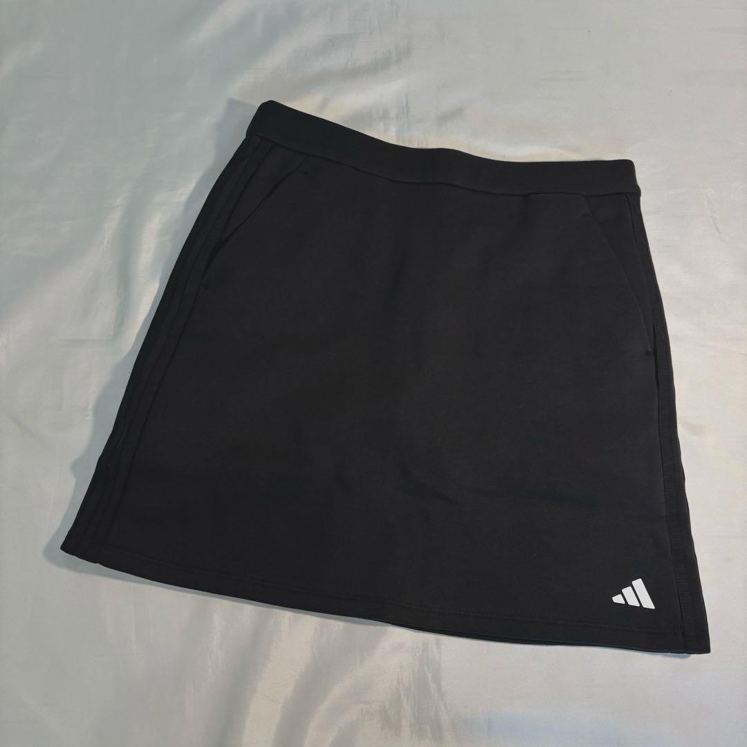 未使用adidasゴルフ　 ブラック3ライン入り　スウェット裏起毛