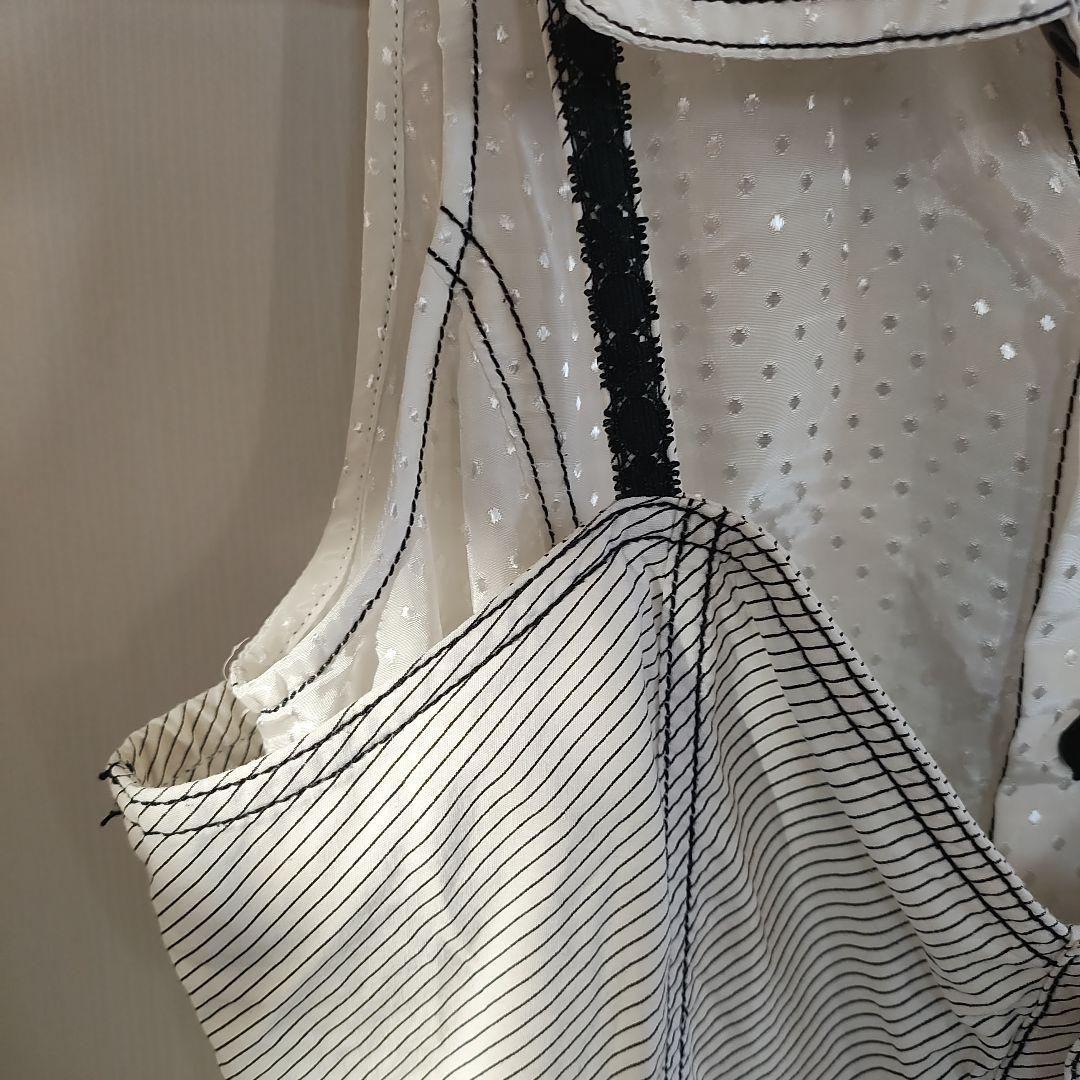 ALGONQUINS ノースリーブホワイトワンピース フリル付き