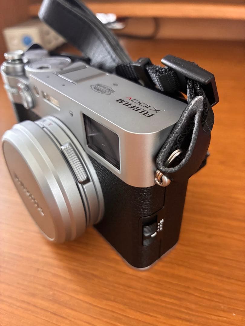 【美品】Fujifilm X100V ショット数1600