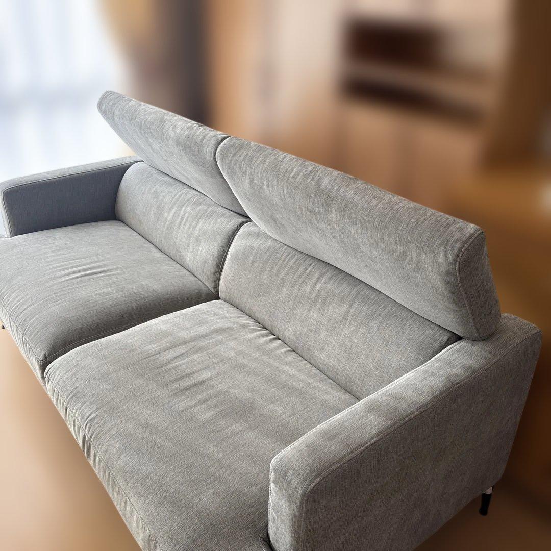 3人掛けソファー、布張り、グレー(ニトリ商品)