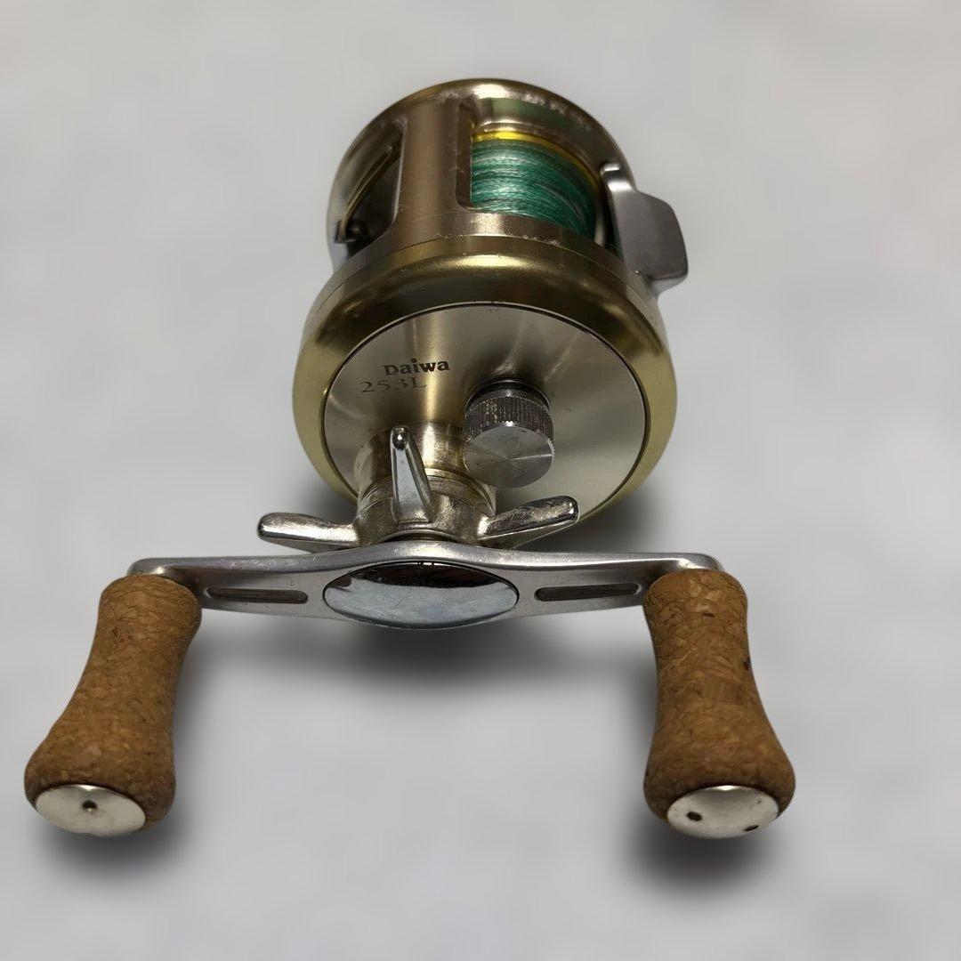 2個セットで使い分け！ミリオネア CV-Z 253L（シングル、ダブルハンドル）