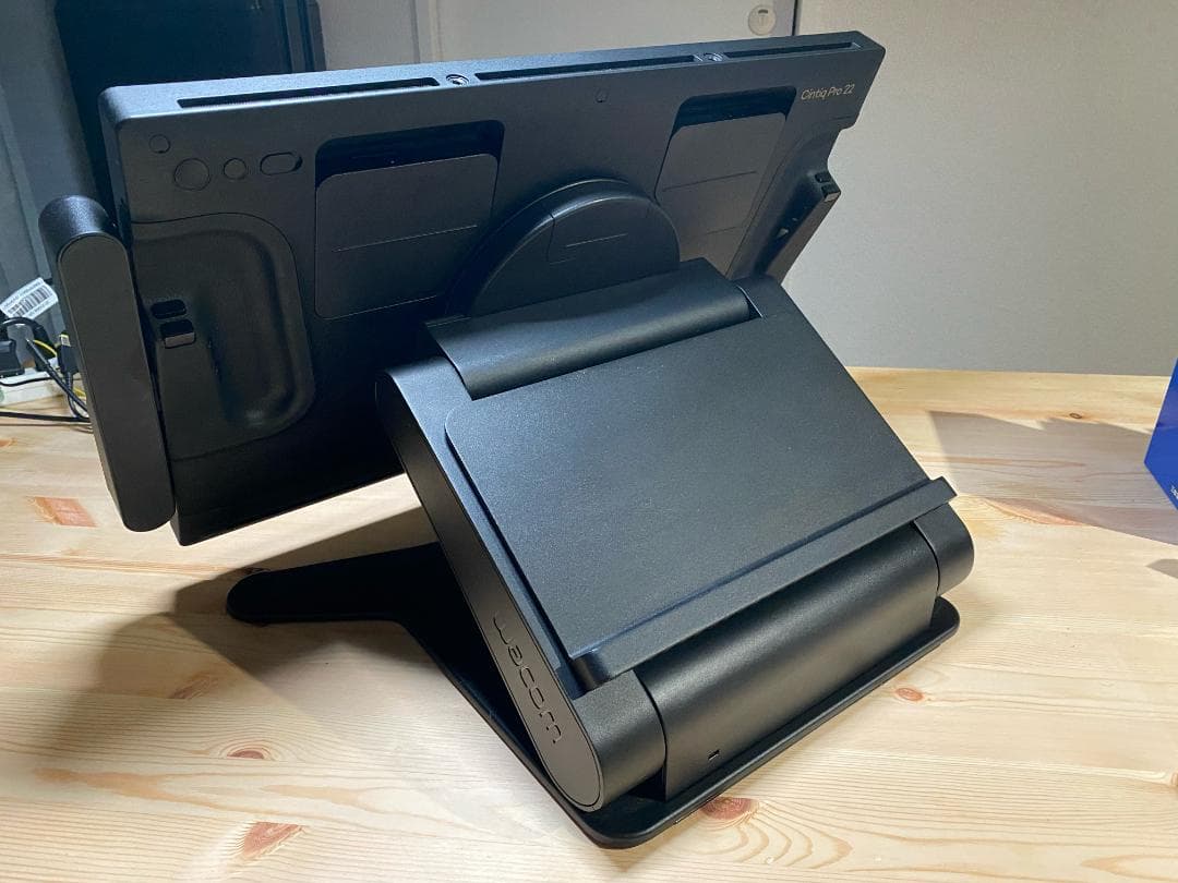 【美品／使用3回】Wacom Cintiq Pro 22 保護フィルム付