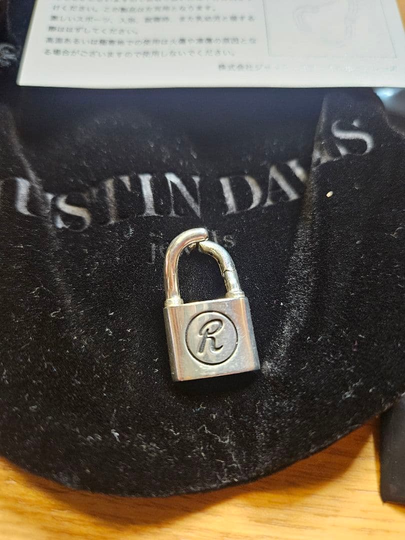 本日値下げ☆Justin Davis REBEL YELL ピアス