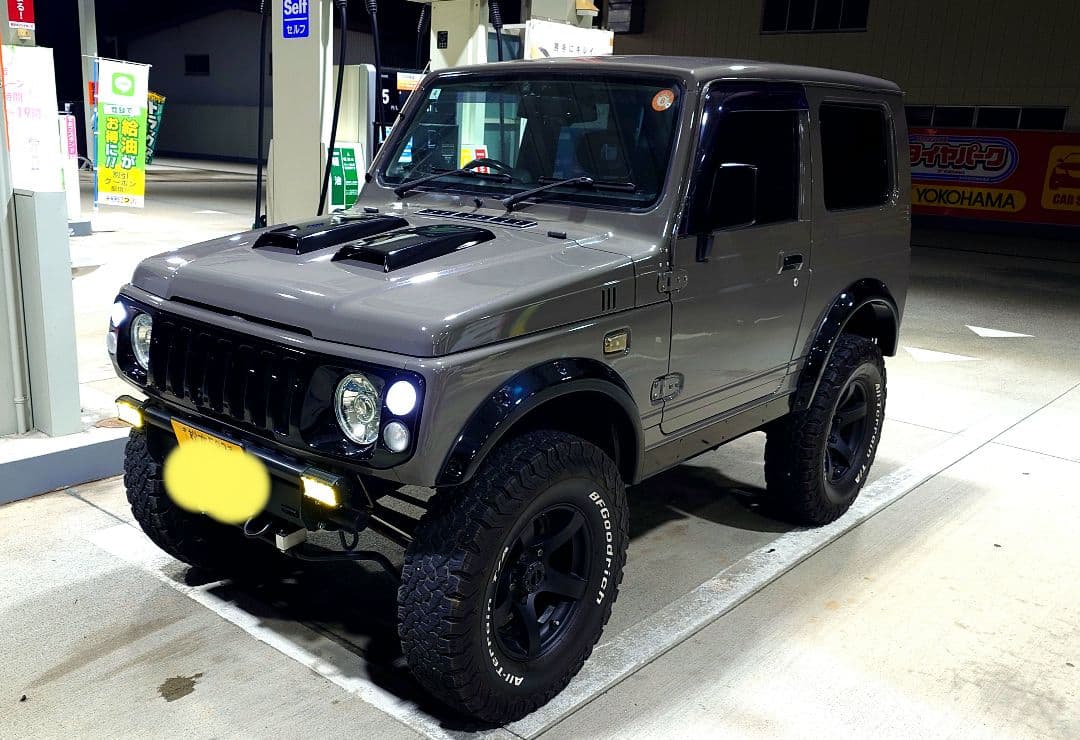 ジムニー JA22 リビルトエンジン新　全塗装新　リフトアップ　検 2年　5MT