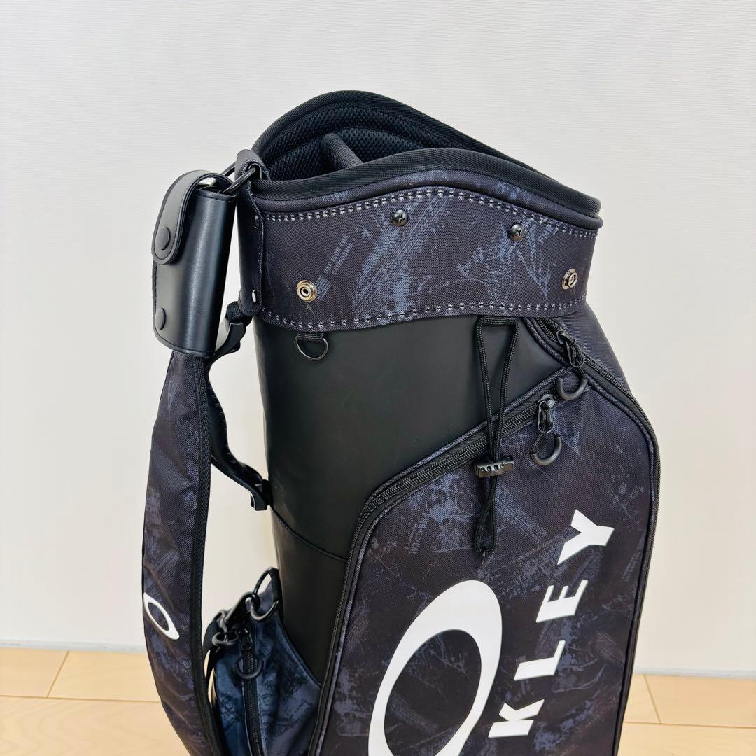【希少美品】OAKLEY ゴルフバッグ・キャディバッグ送料込み