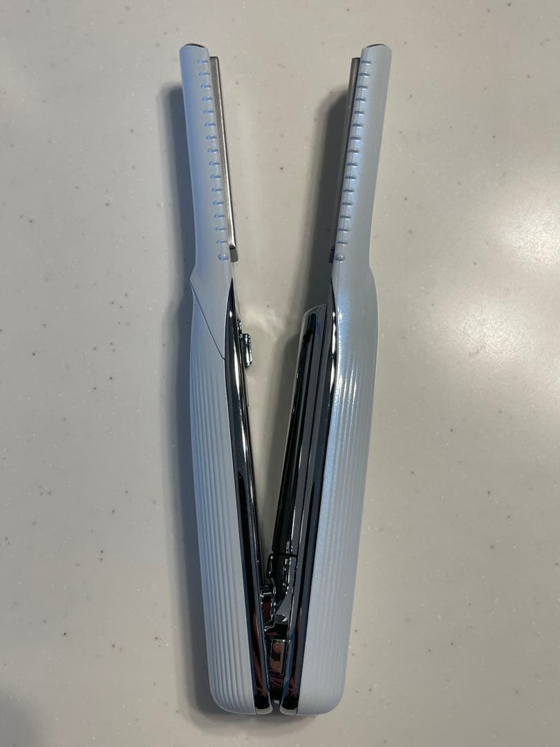 リファビューテックフィンガーアイロン ホワイト