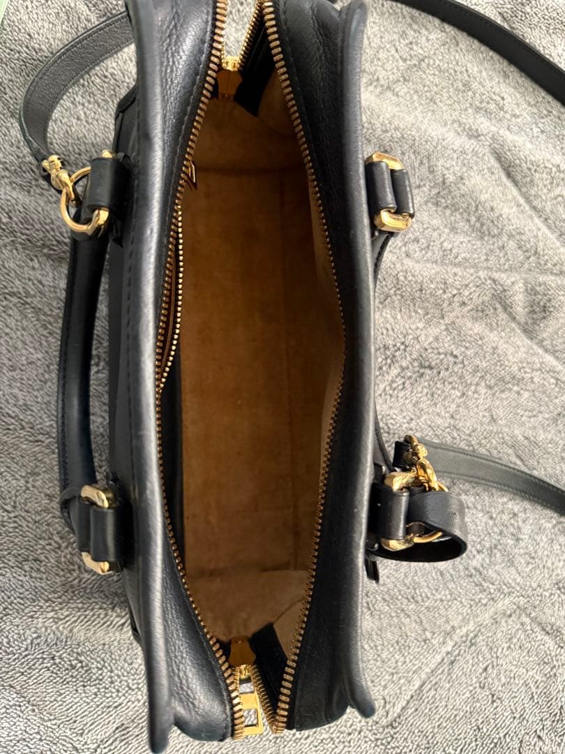 LOEWE アマソナ23 ブラックレザーショルダーバッグ