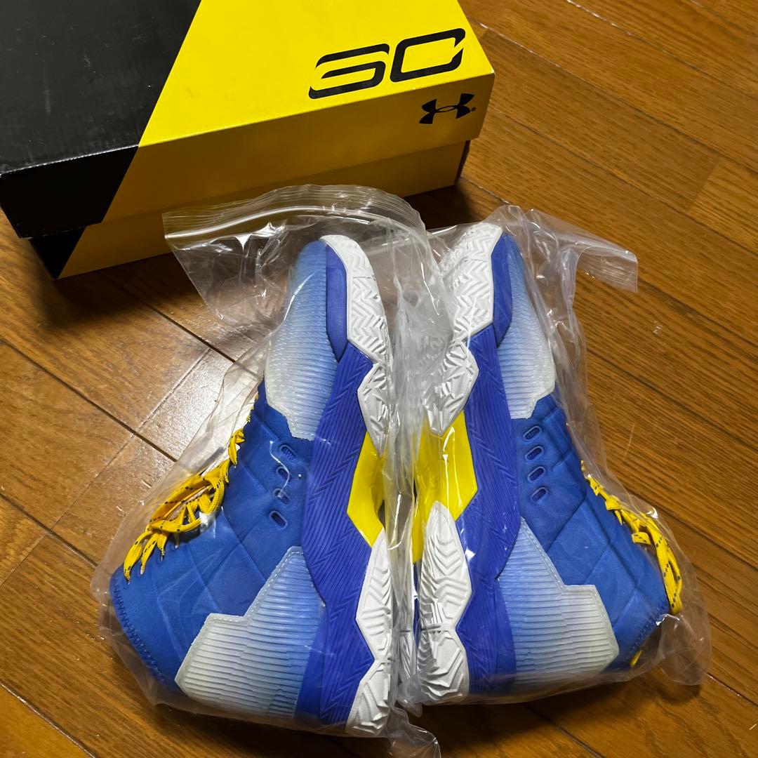 希少　アンダーアーマー Curry2.5 カリー2.5 ステフィンカリーモデル