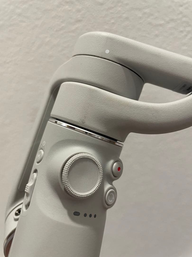 dji om5 スマホ用ジンバル