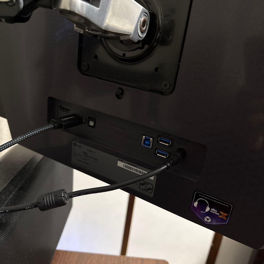 ディスプレイ・モニター本体 LG UltraGear 27GR95QE-B