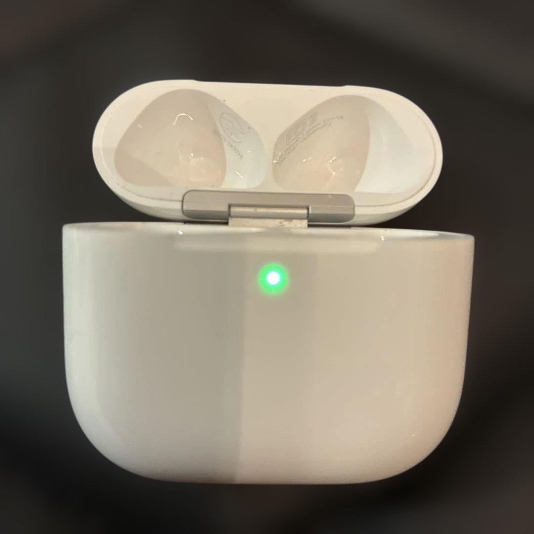 AirPods 4 (ANC) 本体　美品