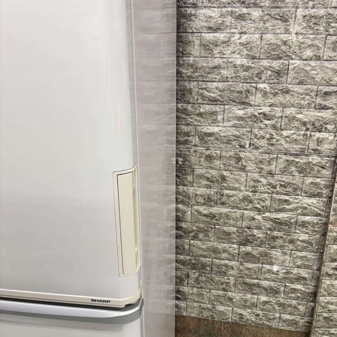 460 SHARP 冷蔵庫　大型　300L強　自動製氷機付　格安　どっちもドア