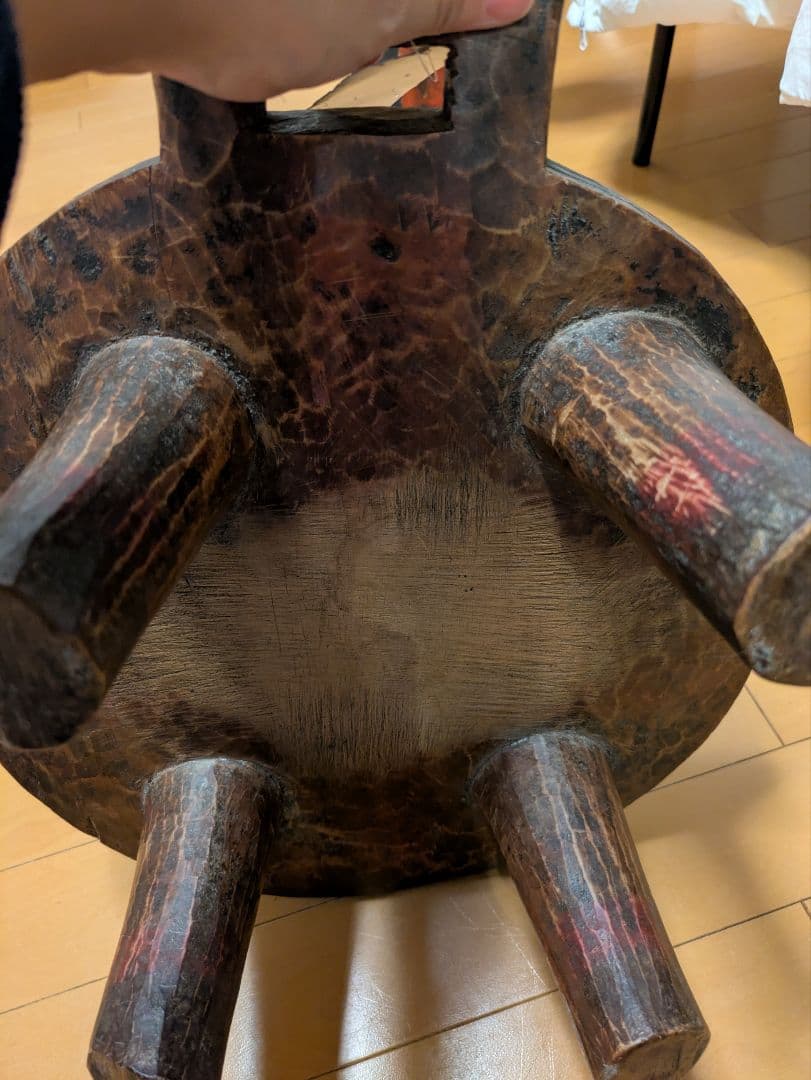 エチオピアコーヒーテーブル　アフリカ彫刻