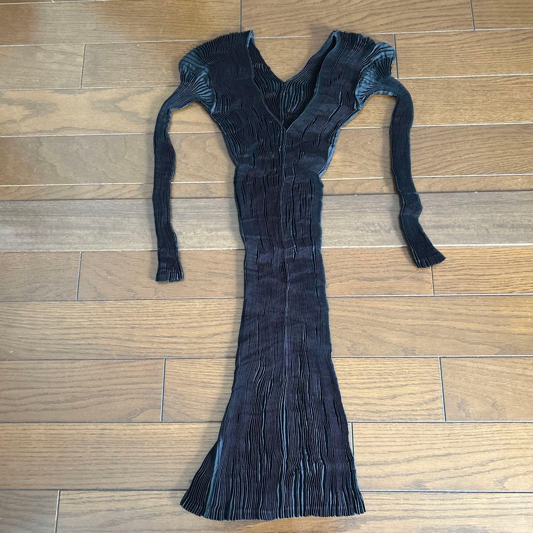 プリーツワンピース　ブラック