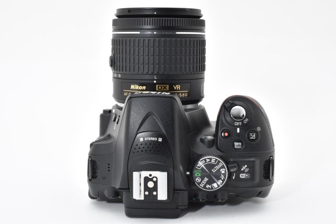 お値下げ歓迎・ほぼ新品 Nikon D5300 18-55 S数6773回 72