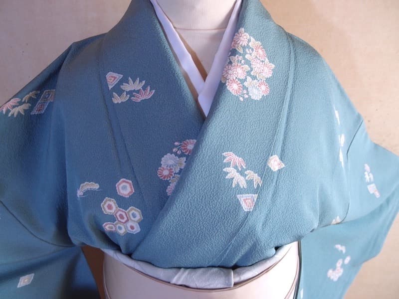 伊勢丹誂　染め小紋（花丸文）裄65,5　正絹美品