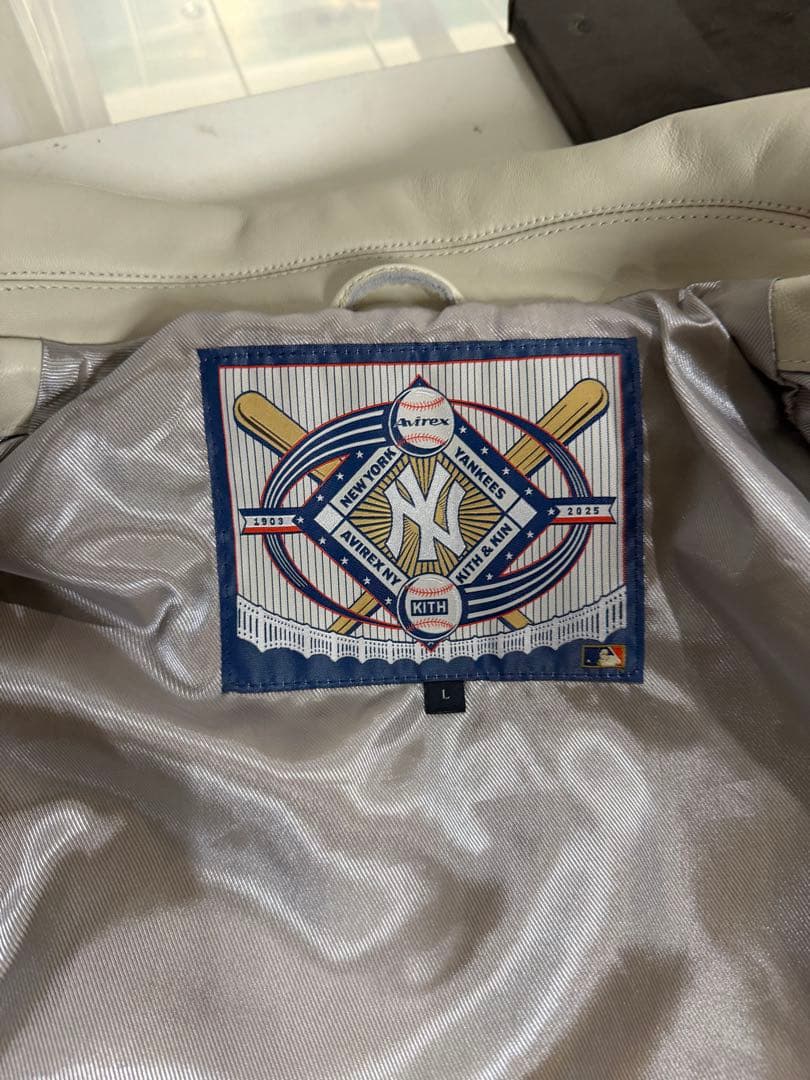 AVIREX KITH Yankees ジャケット Lサイズ