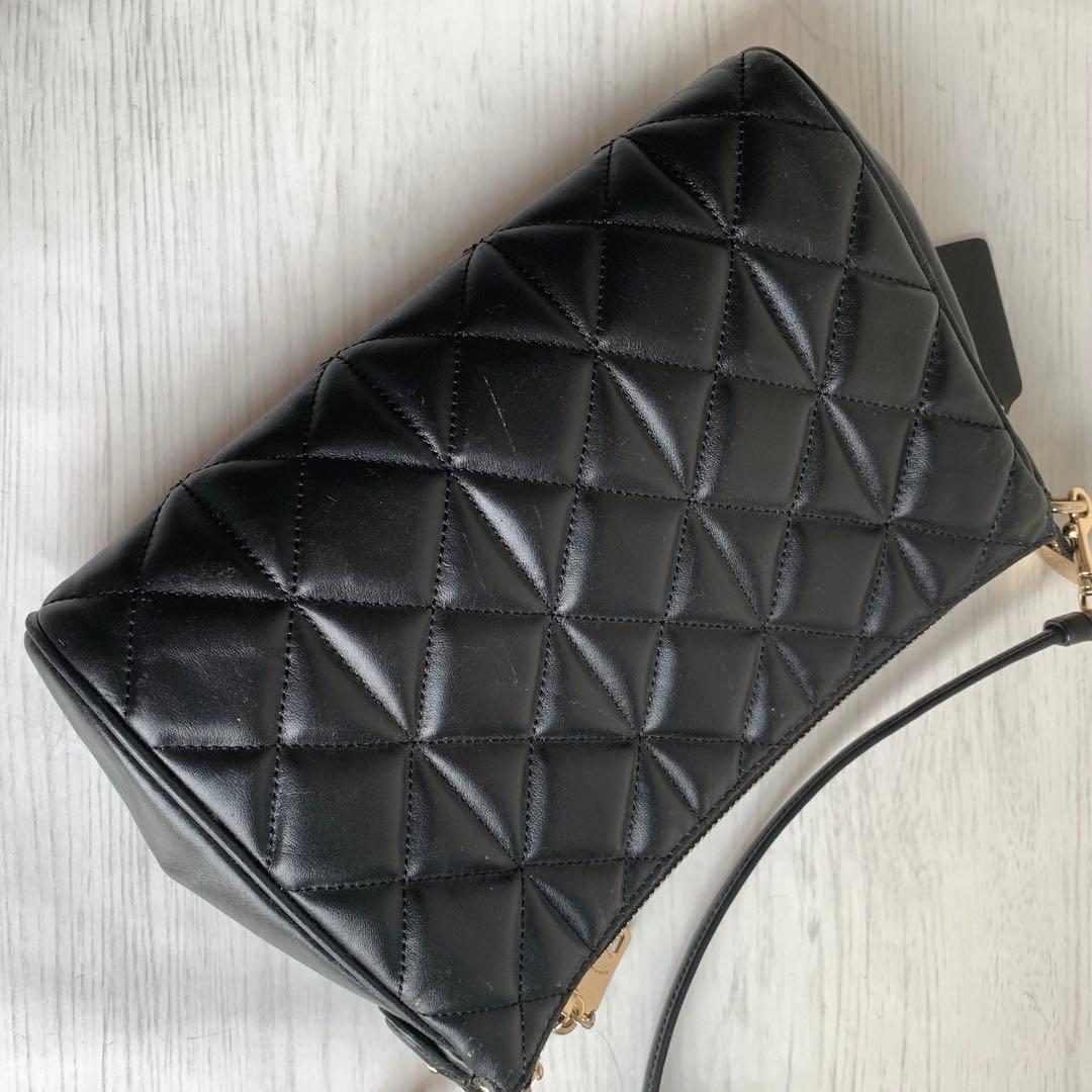 COACH ショルダーバッグ　キルティング　コーチ