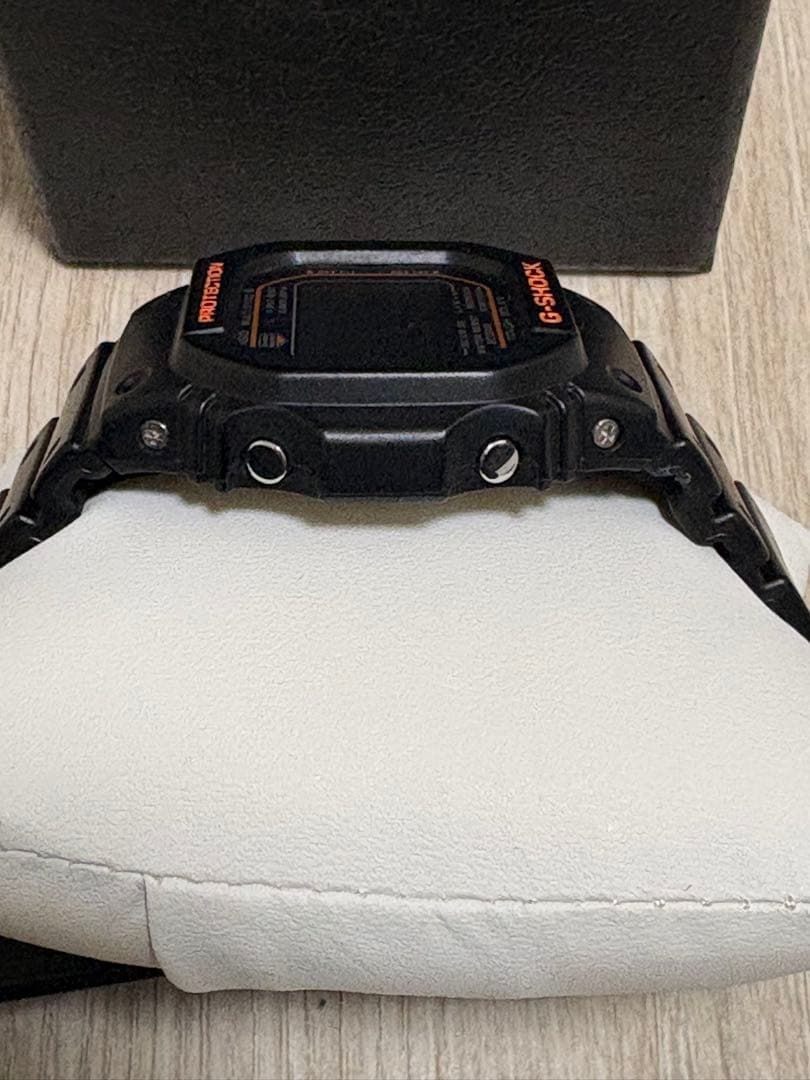 GW-M5610R-1JF G-SHOCK　ブラック腕時計　ソーラー電池