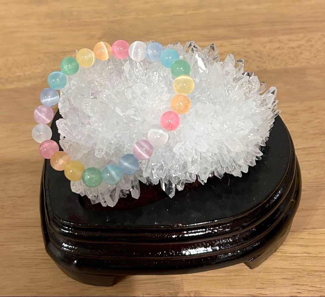 【最終値下げ】高品質✨中国貴州省産　菊花水晶クラスター　木製台座付き