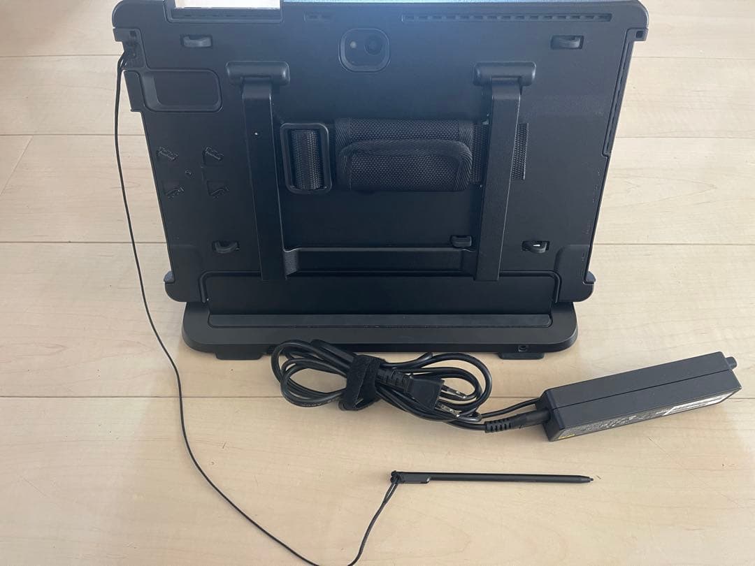 Q7311/FB ハンドストラップ、Office2021付き