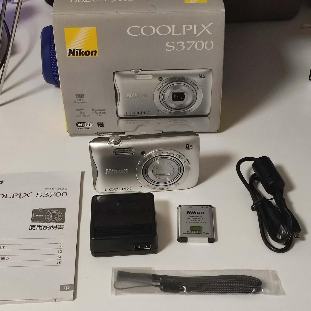 Nikonニコン COOLPIX S3700 コンパクトデジタルカメラ コンデジ