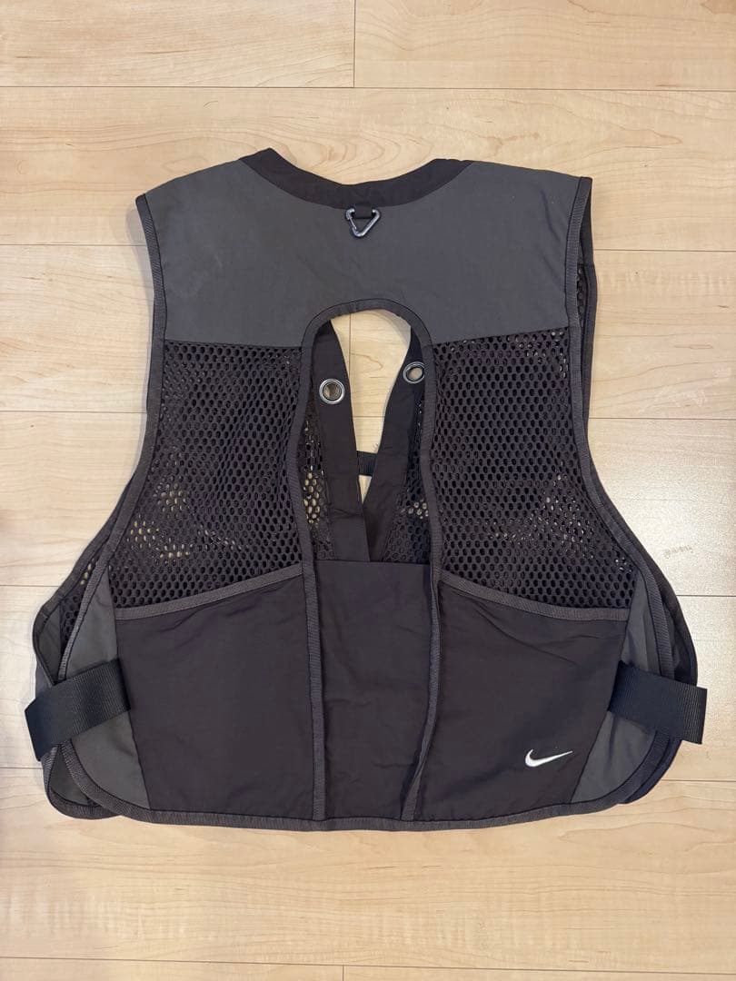 トップス NIKE ACG BUTTLES VEST