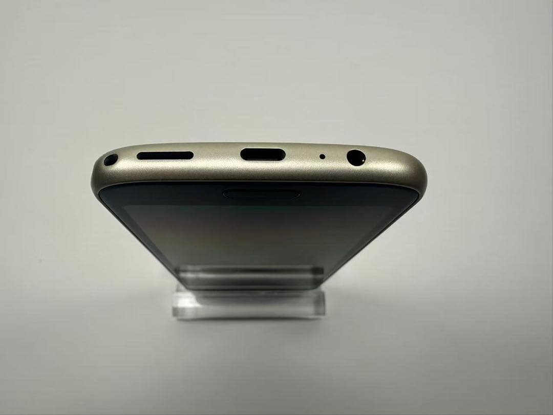 NTT docomo らくらくスマートフォン F-53E ゴールド ジャンク