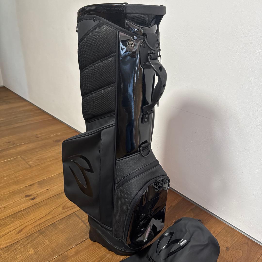 マスターバニーエディション　キャディバッグ　スタンド式　ブラック