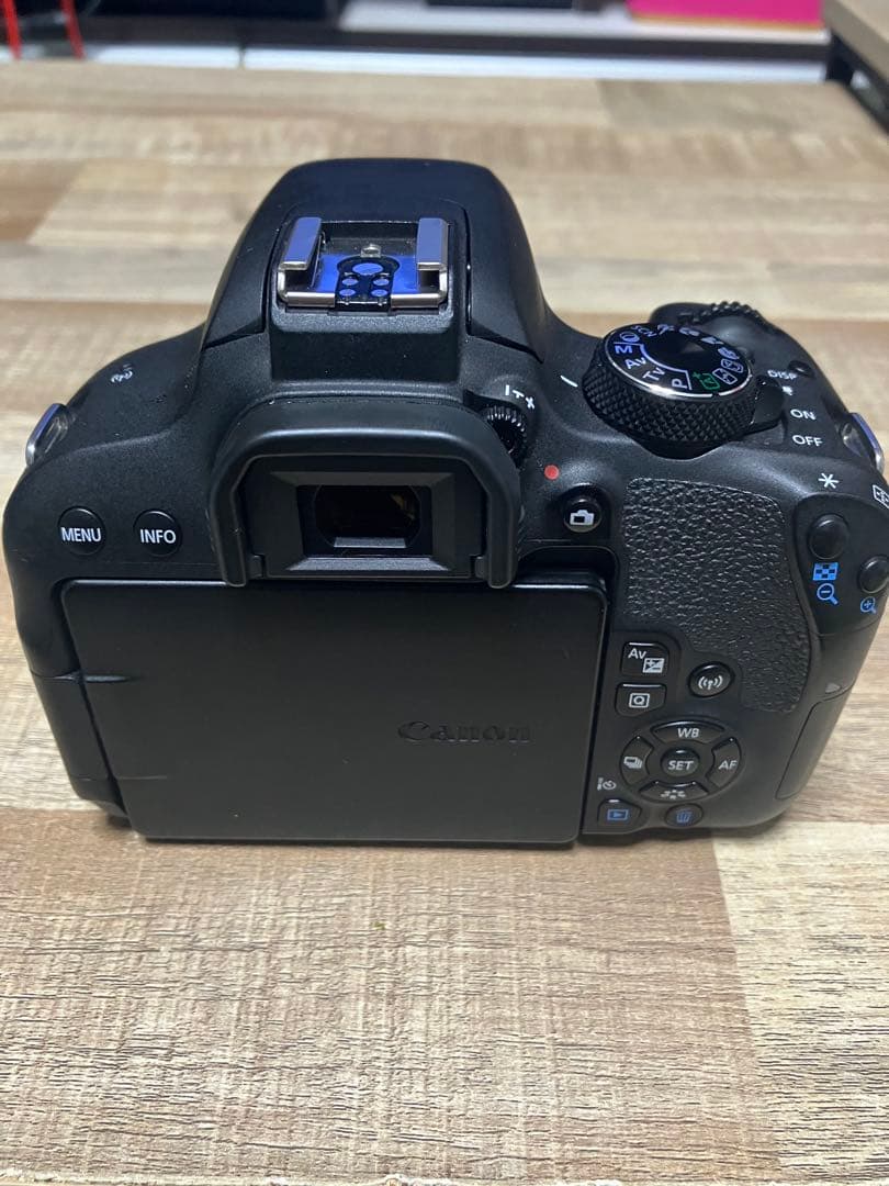 Canon EOS Kiss X9i デジタル一眼レフ 18-55mm