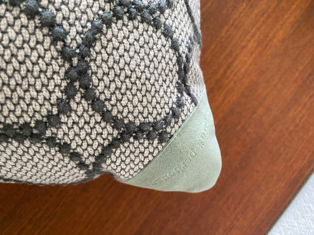 ミナペルホネン mina perhonen クッション　タンバリン